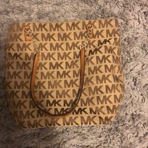 Michael Kors tote